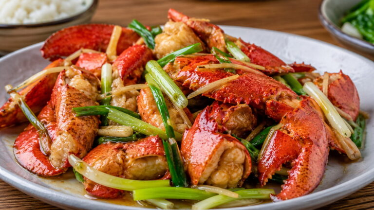 Lobster With Green Onion and Ginger Recipe
